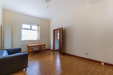 1 bed house, Richmond Crescent, Plasnewydd, Cardiff, CF243AH - Image 2